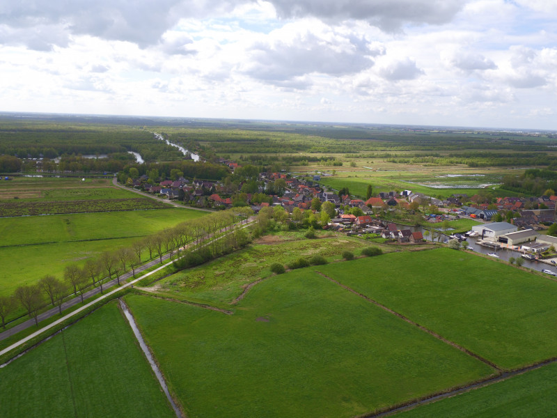 Makelaar Ossenzijl – Foto van Gelegen midden in de Weerribben